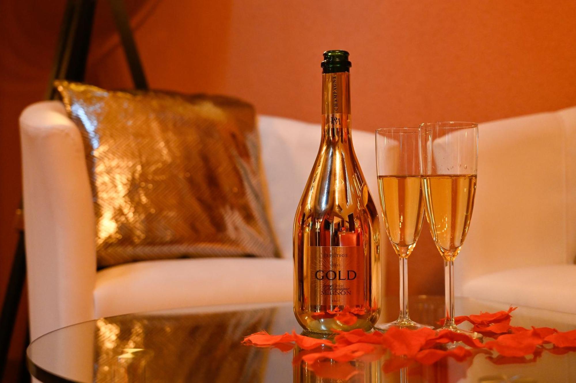 Loveroom Interlaken Ngoại thất bức ảnh